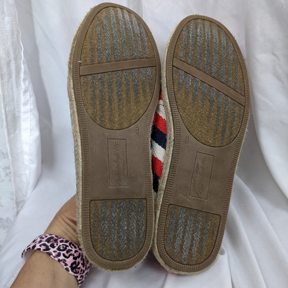 ☀️AEO espadrilles 9 red white blue flats - Picture 10 of 16